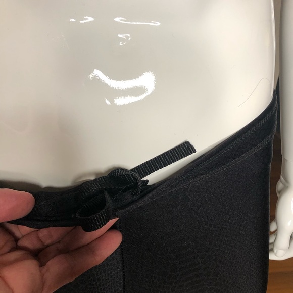 Mens snake print tights size small gently used. Size small - Picture 4 of 8